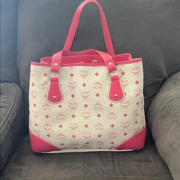 MCM Pink and Cream Tote Bag - Picture 2 of 14
